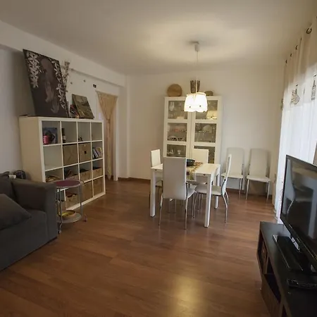 Apartment Perello شقة